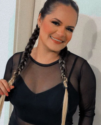 I went to spend the weekend at my 's house, and I ate my naughty Paty Bumbum, and, Branca De Neve Actress