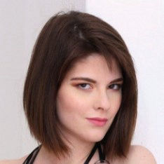 Sara Bell returns to Gonzo for b. anal & DAP with prolapse and a lot of piss drinking SZ2477