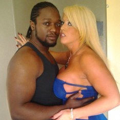 Young blonde teen Aspen Blue hooks up with black dude